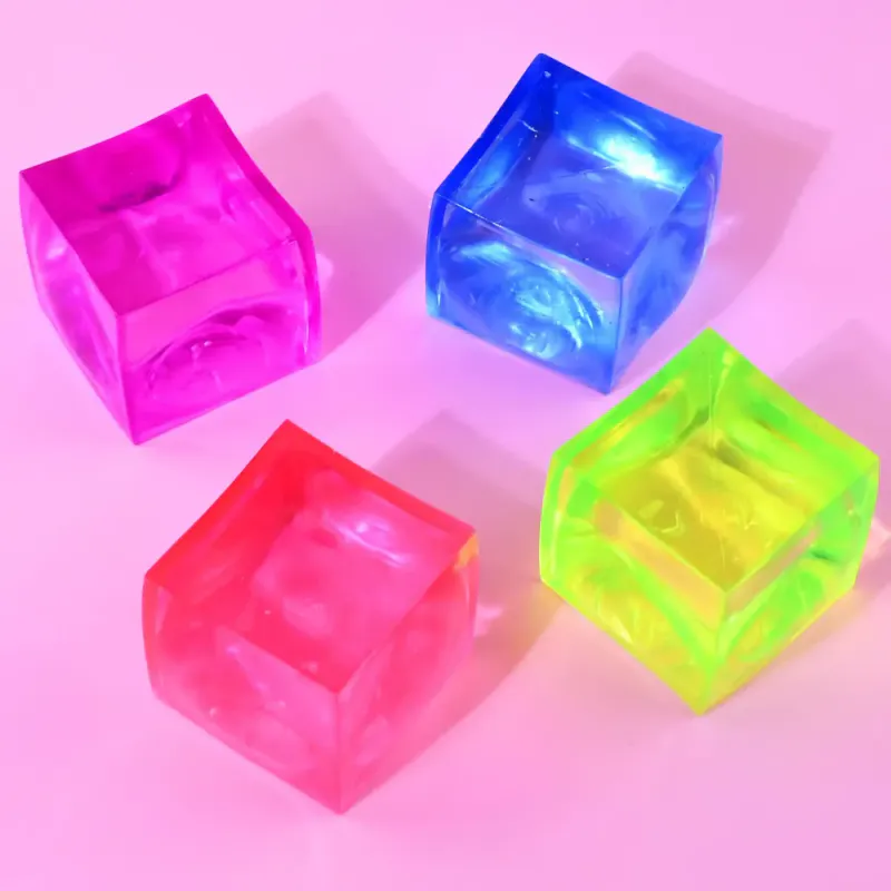 SQUEEZE SUGAR ICE CUBE ass